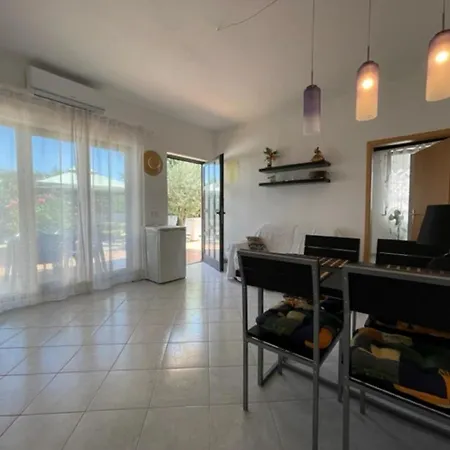 House Monique * Rosini