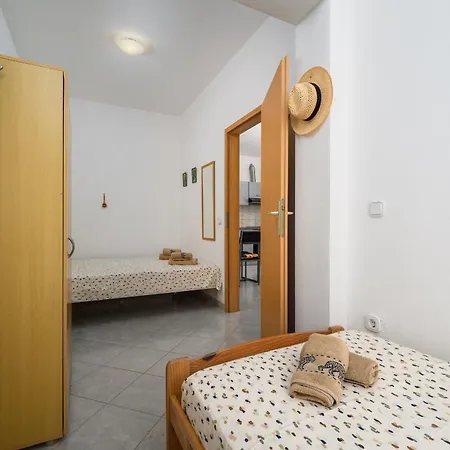 House Monique With Pool Rosini