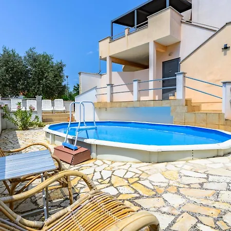 Apartment House Monique With Pool *