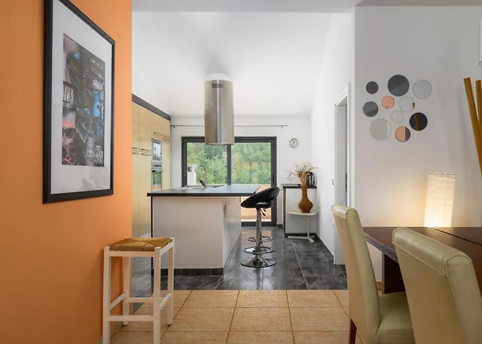 House Monique With Pool *