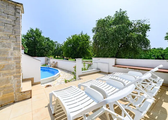 House Monique With Pool * Rosini