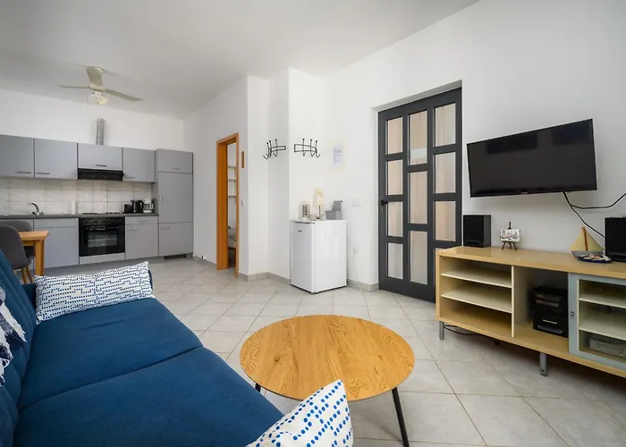 House Monique With Pool Appartamento Rosini