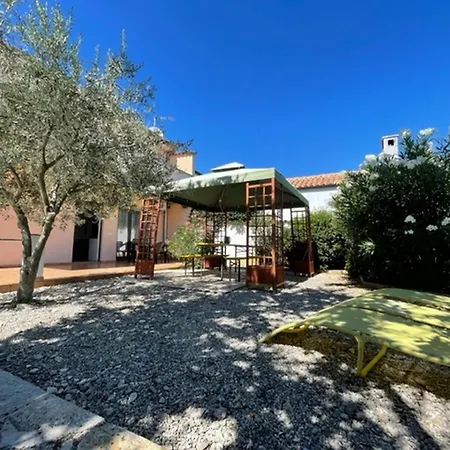 House Monique Apartment Rosini