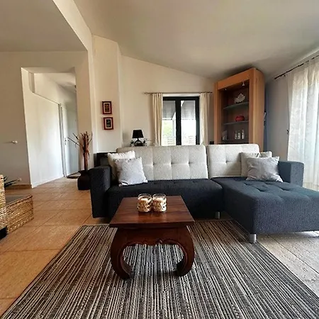 House Monique * Rosini