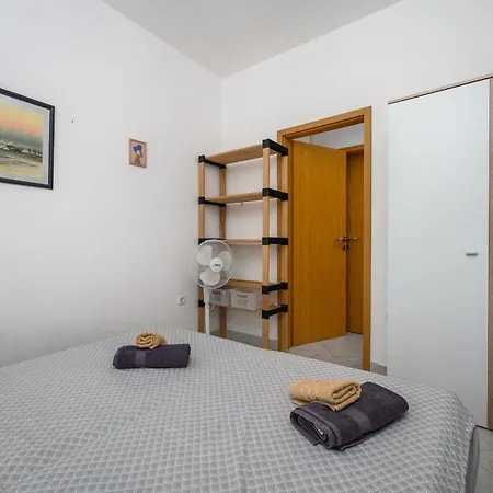 Apartment House Monique With Pool *